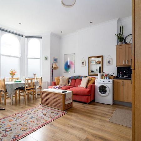 Guestready - Charming Retreat In West Green Londýn Pokoj fotografie